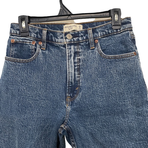 A&F the Skinny High Rise - Picture 3 of 8